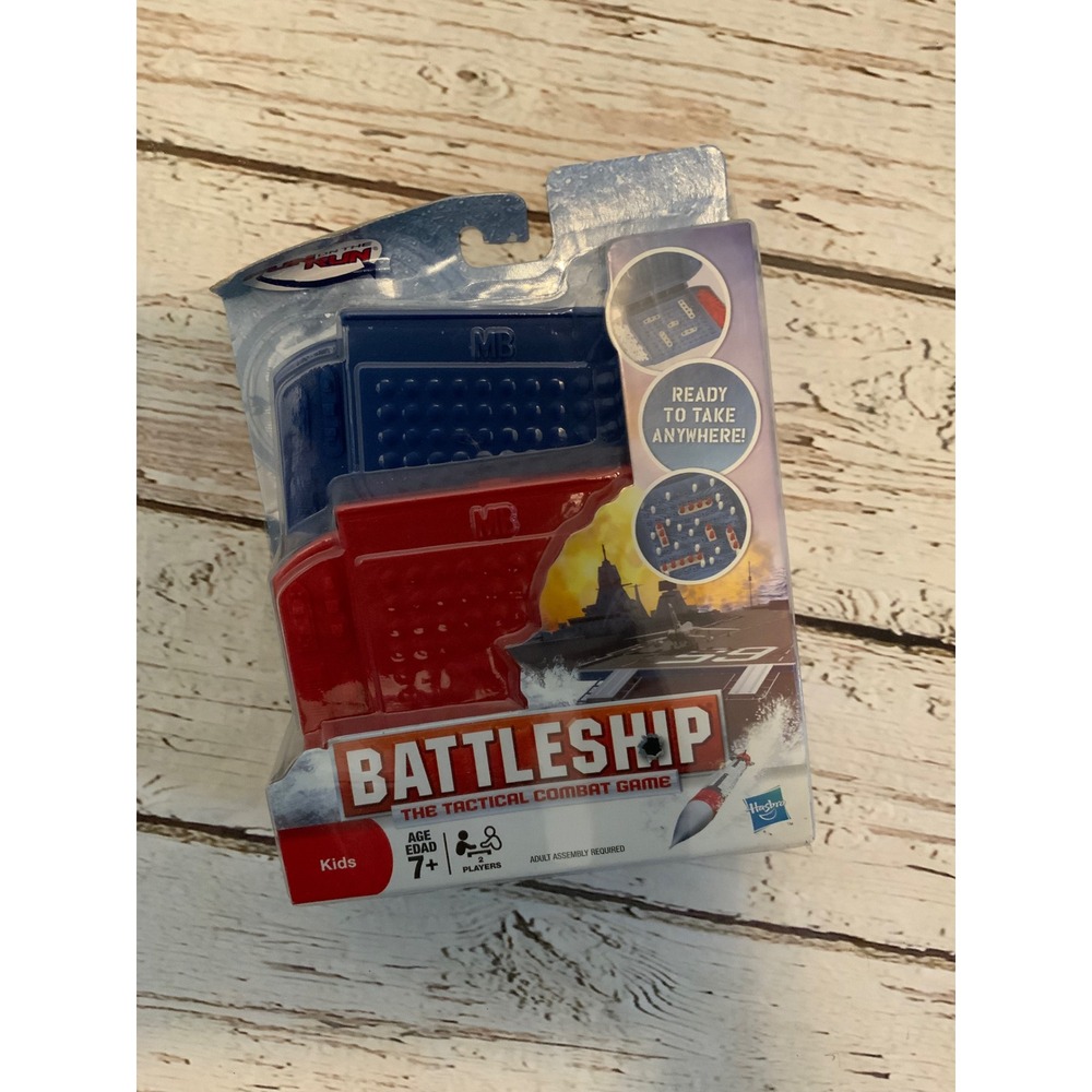 Hasbro Battleship On The Run Travel Edition Portable Strategy Board Game New